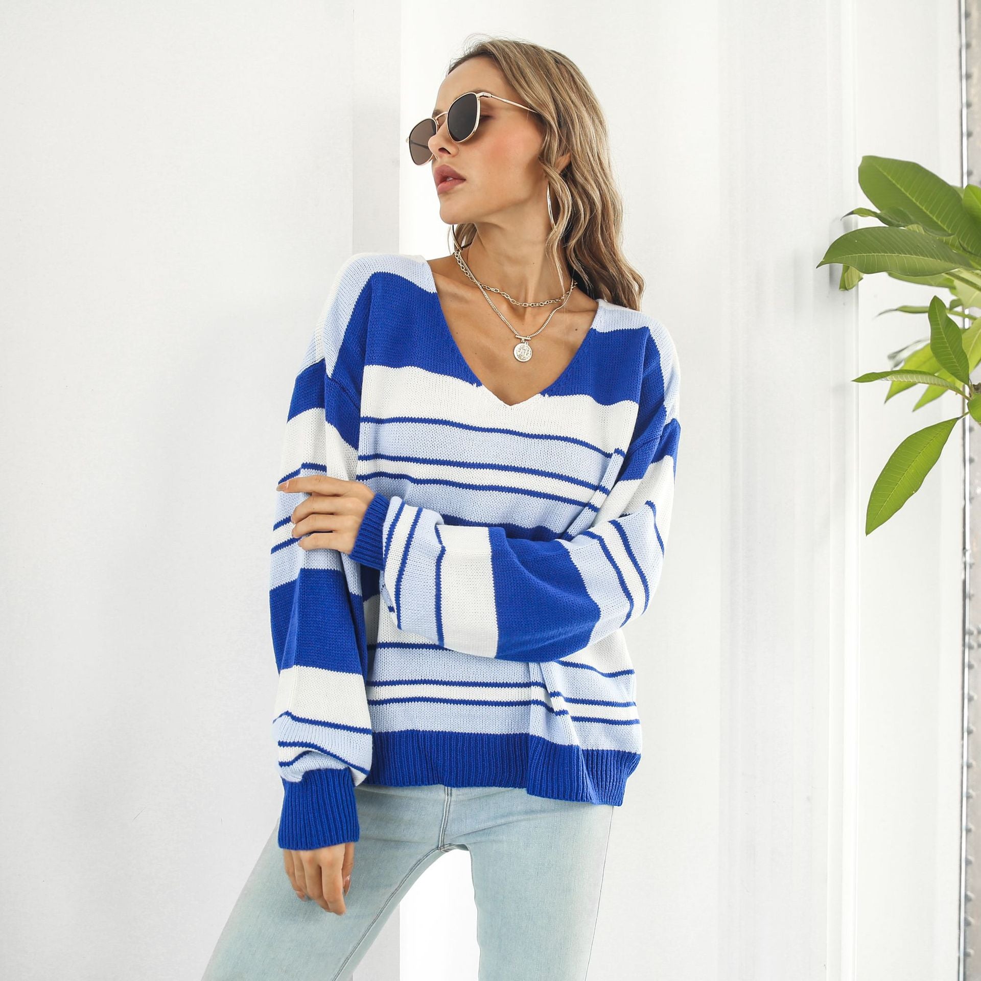 Women's Fashionable Loose Striped V-neck Long-sleeved Sweater